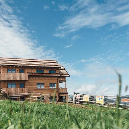 Hotel Hiasl Zirbenhuette Hochrindl Exteriér fotografie